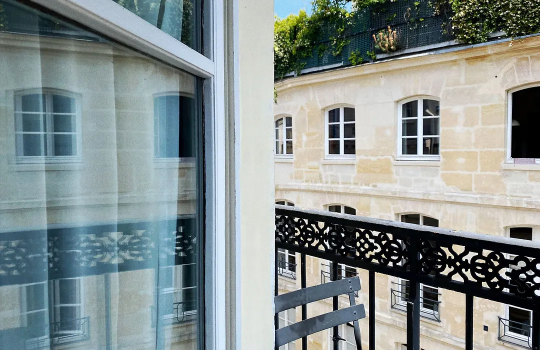 Hôtel Bourg Tibourg-1